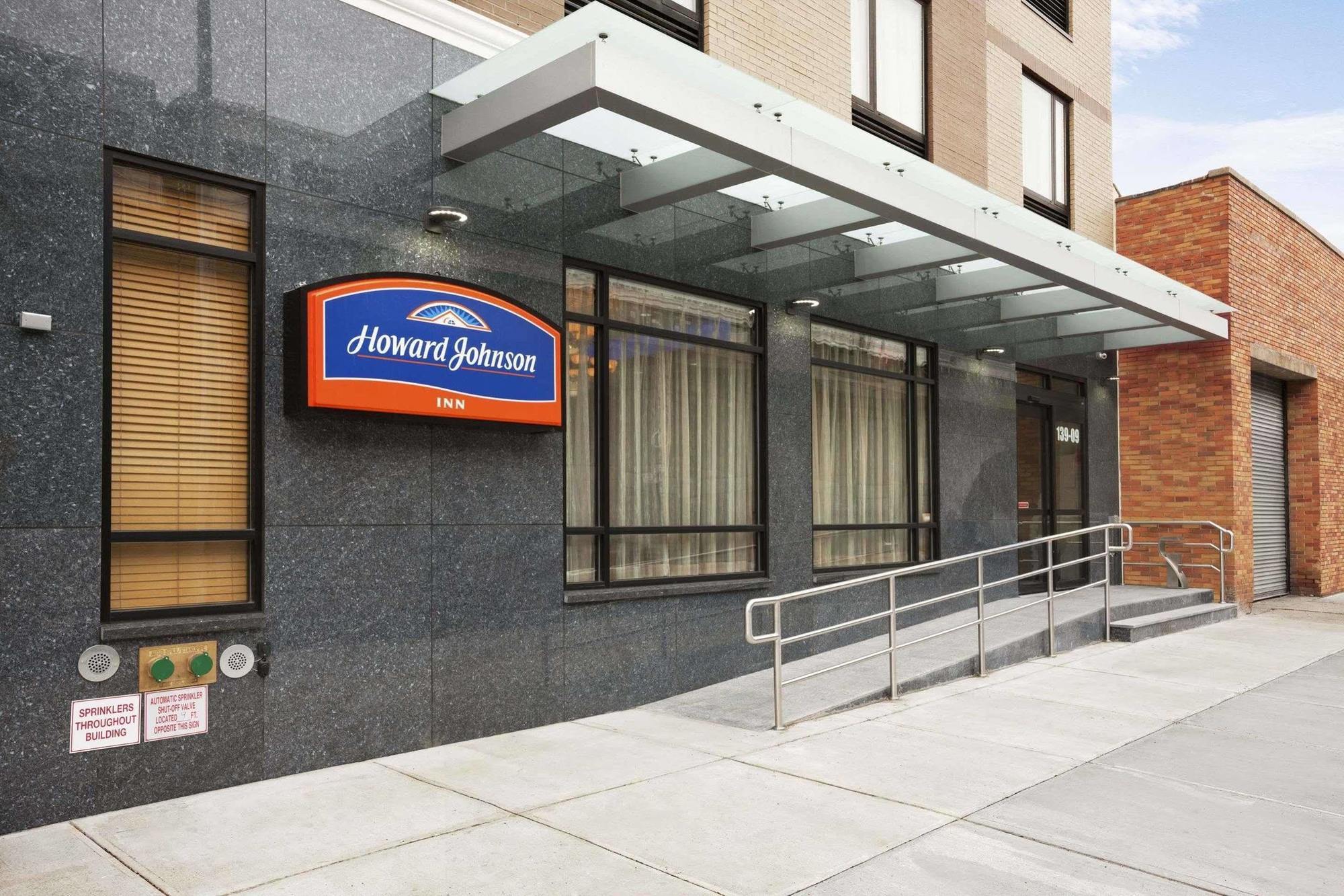 Howard Johnson By Wyndham Jamaica Ny Near Airtrain Jfk New York Extérieur photo