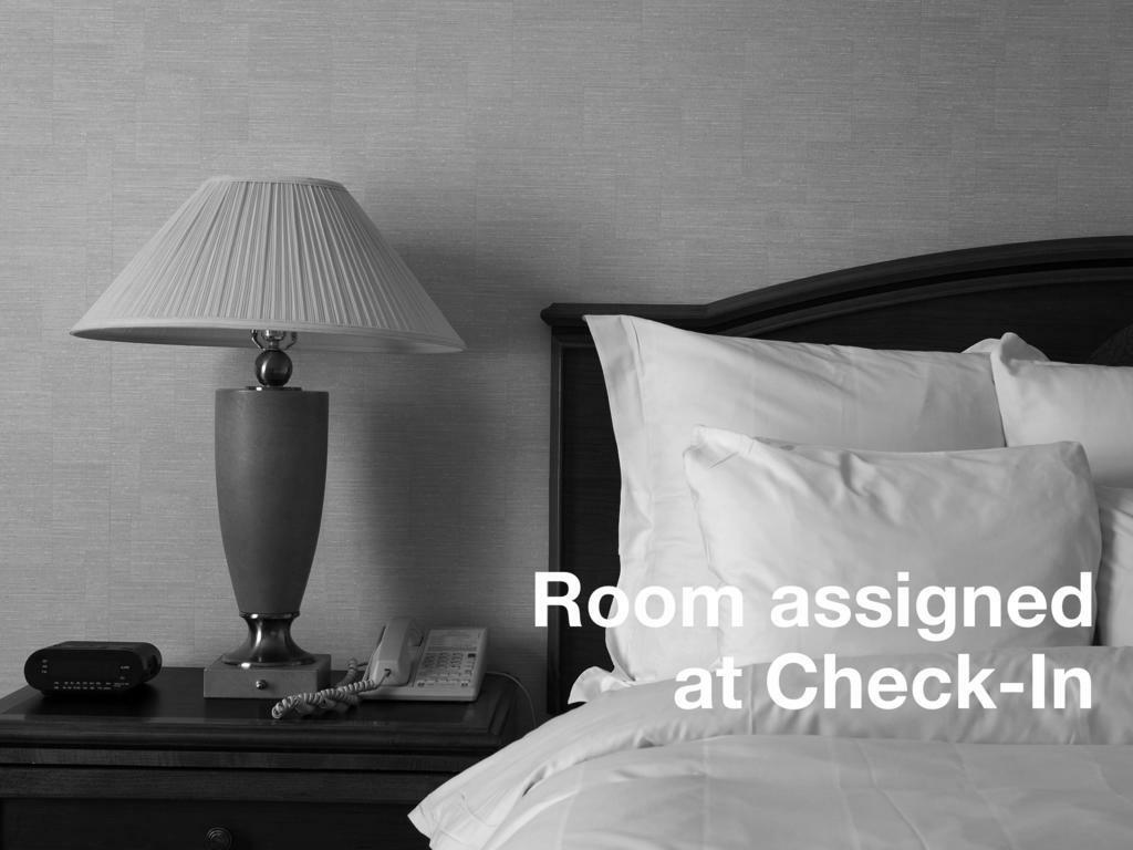 Howard Johnson By Wyndham Jamaica Ny Near Airtrain Jfk New York Extérieur photo
